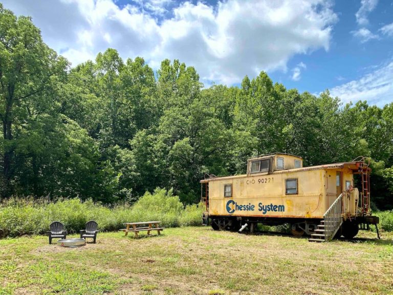 dutch creek caboose outside 1 768x576