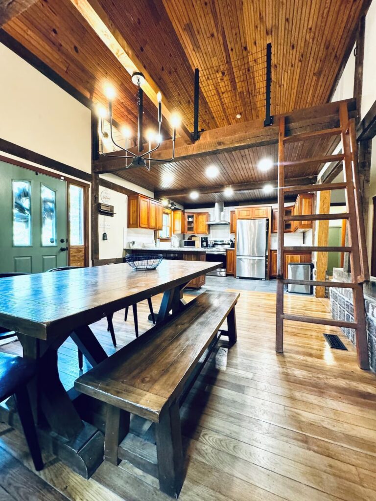 dining loft 768x1024
